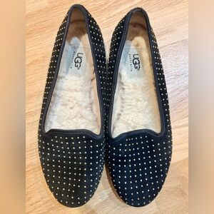 UGG Australia Leather Suede Flats Metal Gold Sheepskin Lined Shoes Women’s 7